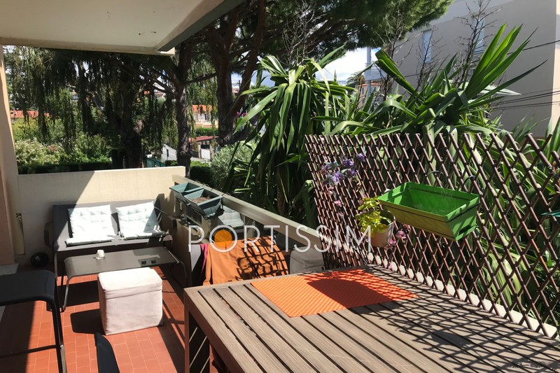 Photo Appartement Cagnes-sur-Mer Vespins, achat appartement 3 pièces 73 m²