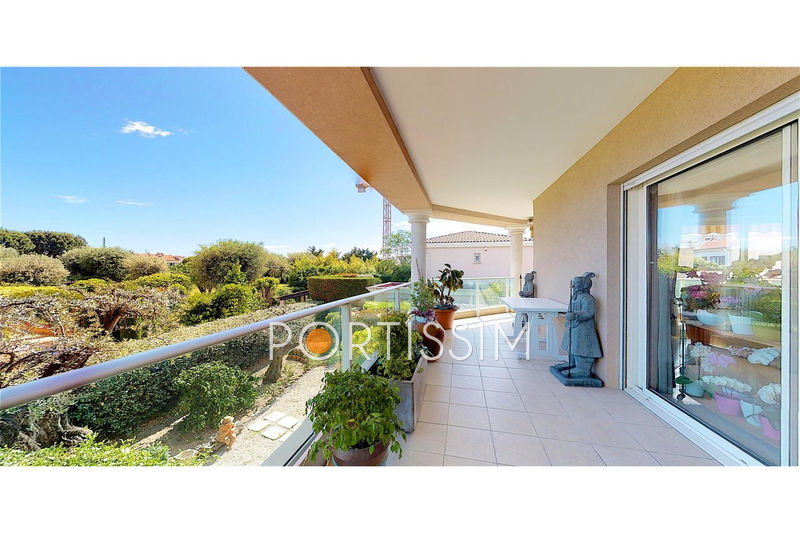 Photo Appartement Saint-Laurent-du-Var Tzanck, achat appartement 4 pièces 104 m²