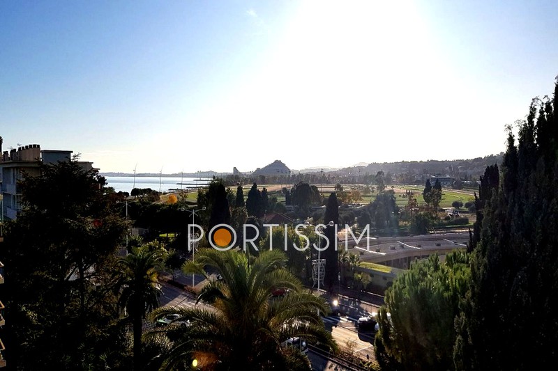 Photo Appartement Cagnes-sur-Mer Hippodrome, achat appartement 1 pièce 33 m²