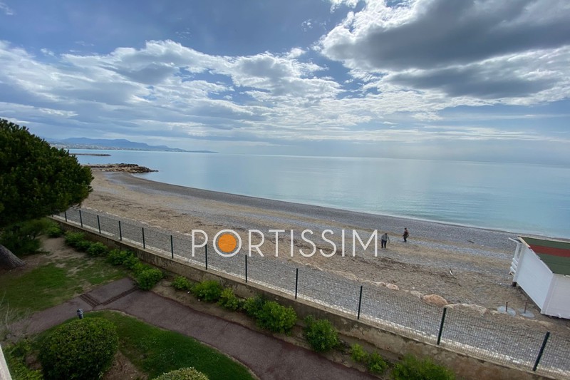 Photo Apartment Villeneuve-Loubet Plages, to buy apartment 4 rooms 150 m²