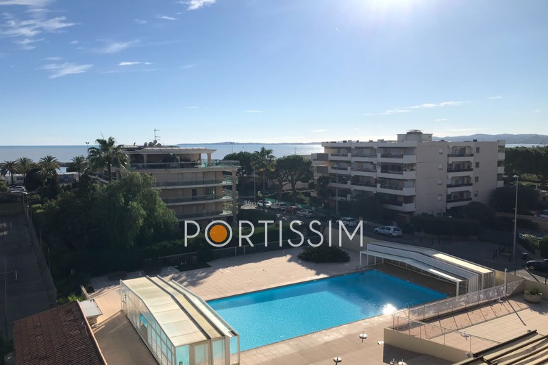 Photo Apartment Saint-Laurent-du-Var Vespins, to buy apartment 2 rooms 48 m²