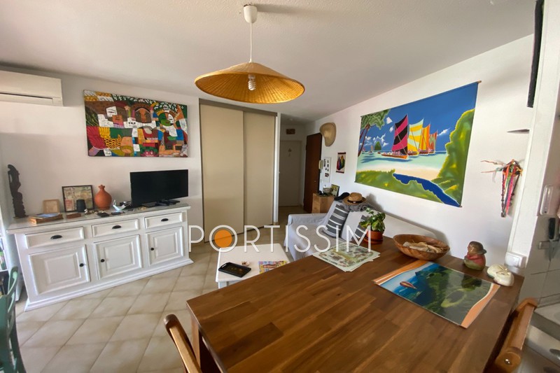 Photo Apartment Cagnes-sur-Mer Vespins,   to buy apartment  2 rooms   33&nbsp;m&sup2;