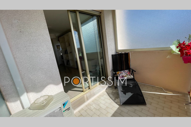 Photo n°3 - Vente appartement Saint-Laurent-du-Var 06700 - 188 000 €