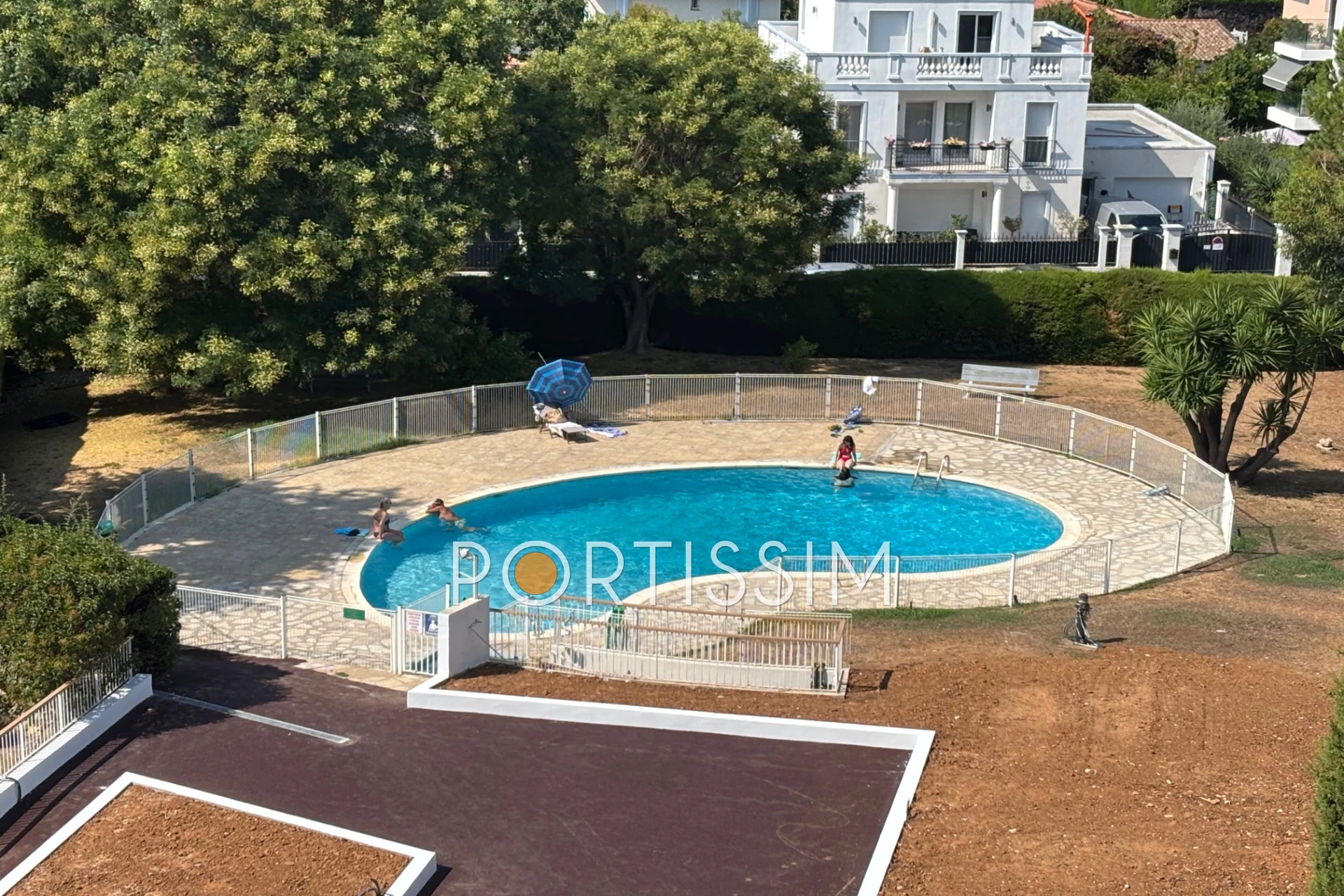 Appartement 3 pièces 71 m² · à Saint-Laurent-du-Var · 71,1 m² · 399 000 €