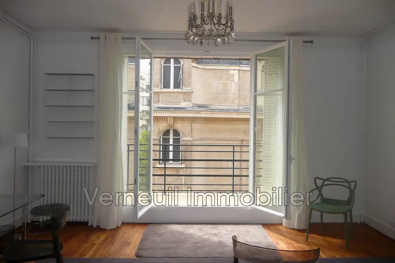 Appartement Paris Rue de varenne,  Location appartement  1 pièce   33&nbsp;m&sup2;