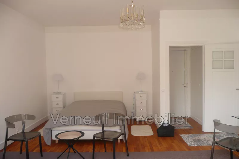 Appartement Paris Rue de varenne,  Location appartement  1 pièce   33&nbsp;m&sup2;