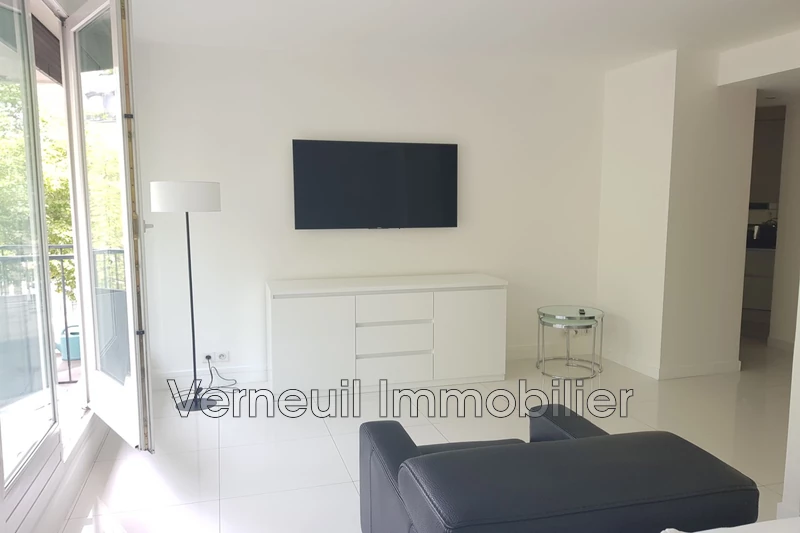 Appartement Paris Bd de la tour maubourg,  Location appartement  1 pièce   38&nbsp;m&sup2;
