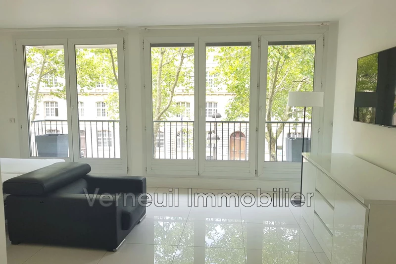 Appartement Paris Bd de la tour maubourg,  Location appartement  1 pièce   38&nbsp;m&sup2;