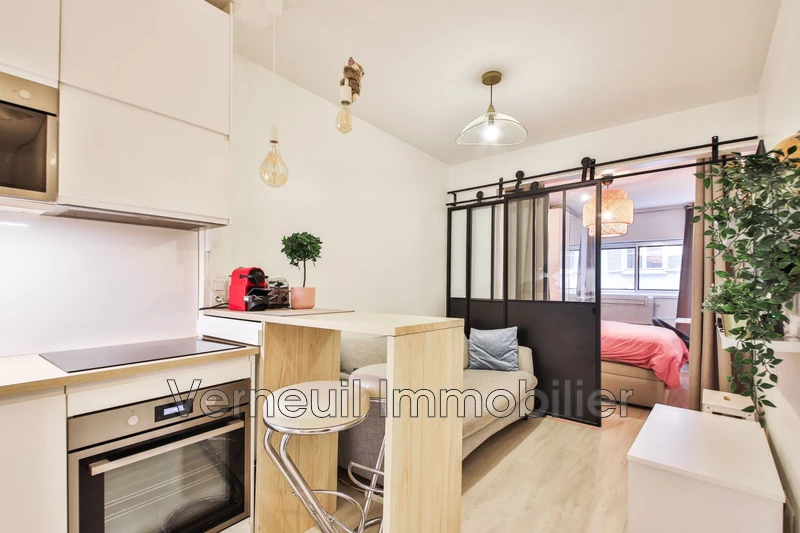 Appartement Paris St-thomas d&#039;aquin,   achat appartement  2 pièces   26&nbsp;m&sup2;