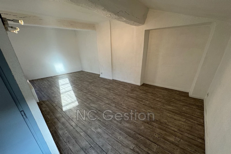 Location appartement Grasse  