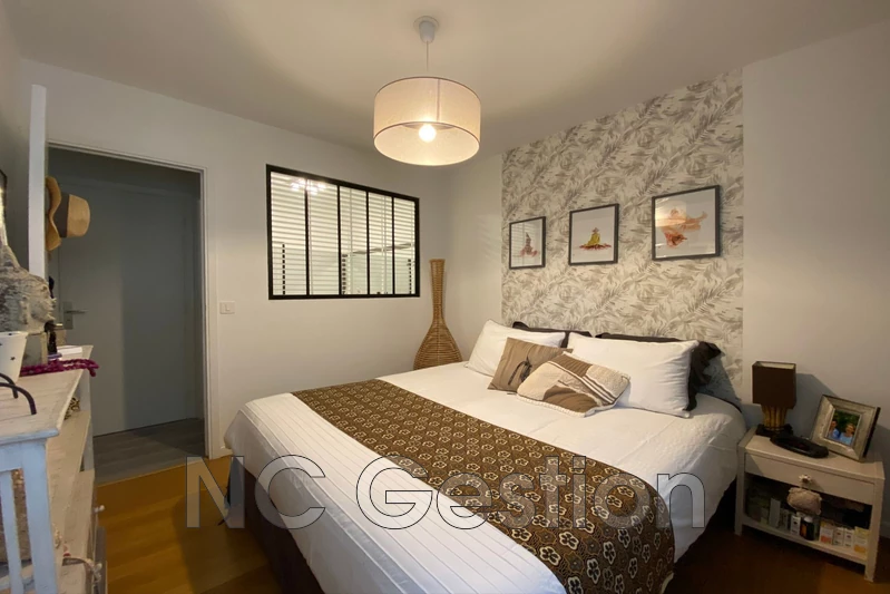 Location appartement Antibes  