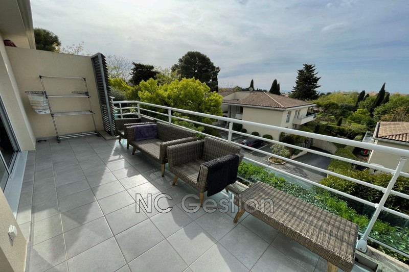 vente Apartment Juan-les-pins Apartment Juan-les-Pins Rentals apartment 2 rooms 43 m²