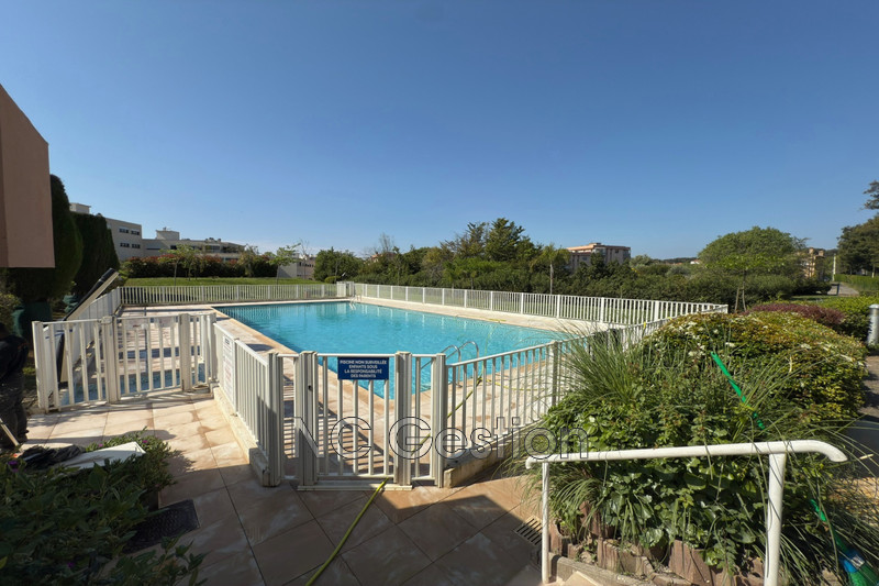 Location appartement Antibes  