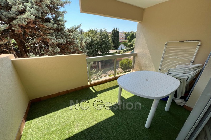 Appartement Antibes  Location appartement  1 pièce   28&nbsp;m&sup2;