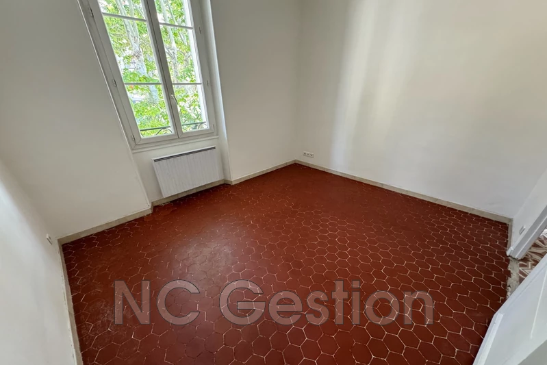 Location appartement Vallauris  