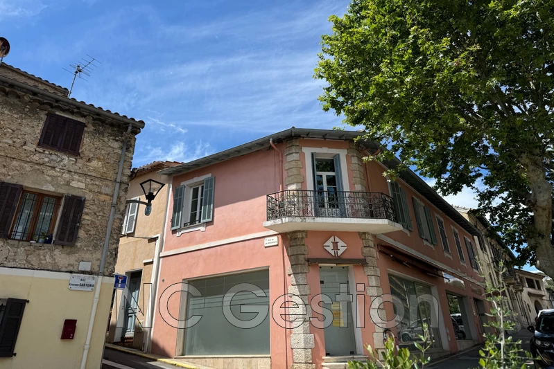 Location appartement Vallauris  