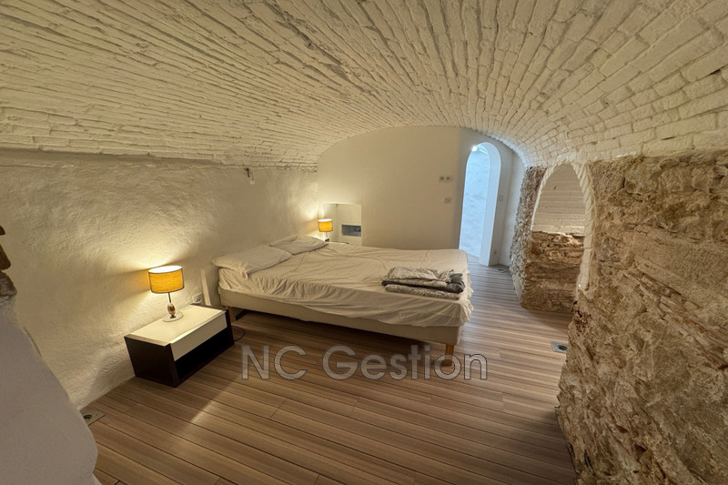 Location appartement Antibes  