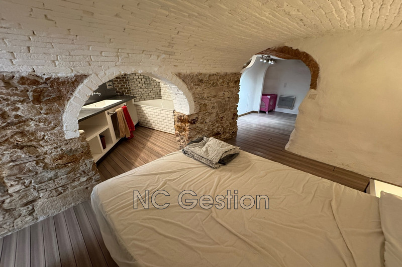 Location appartement Antibes  