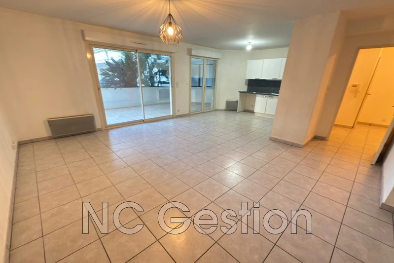 Location appartement Vallauris  Location appartement Vallauris