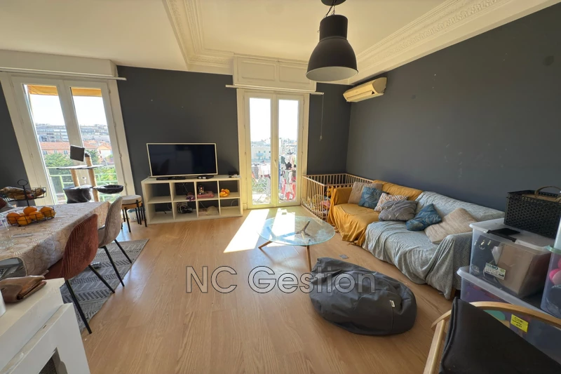 appartement  3 rooms  Juan-les-Pins   63 m² -   