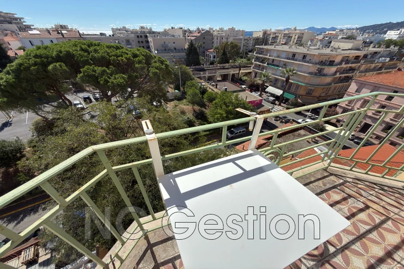 Location appartement Juan-les-Pins  