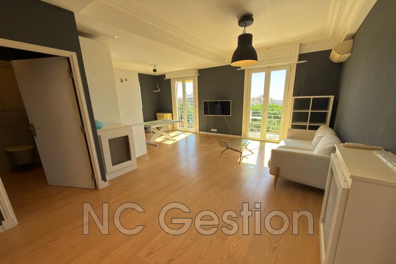 Location appartement Juan-les-Pins  