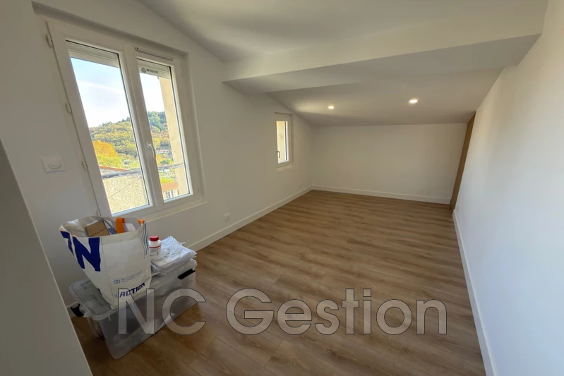 Location appartement Magagnosc  