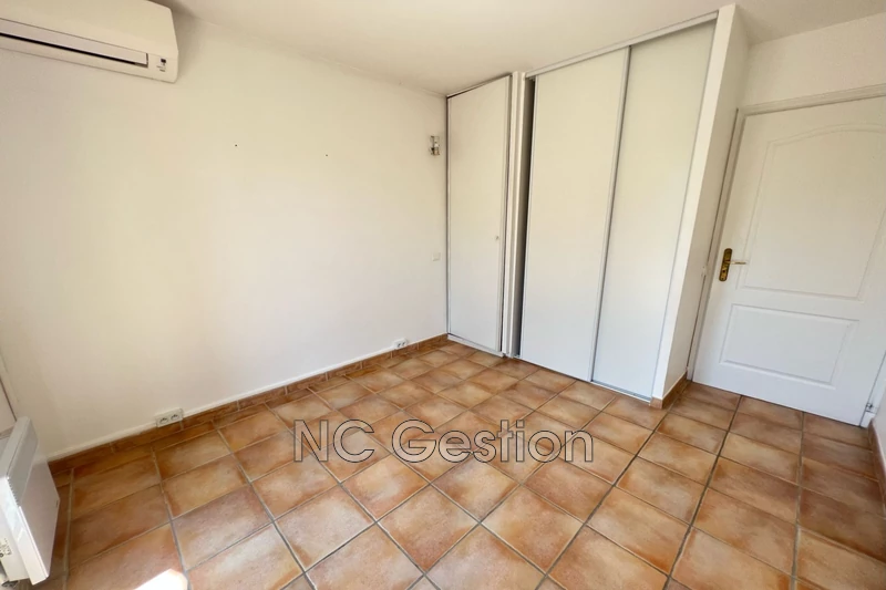 Location villa Antibes  