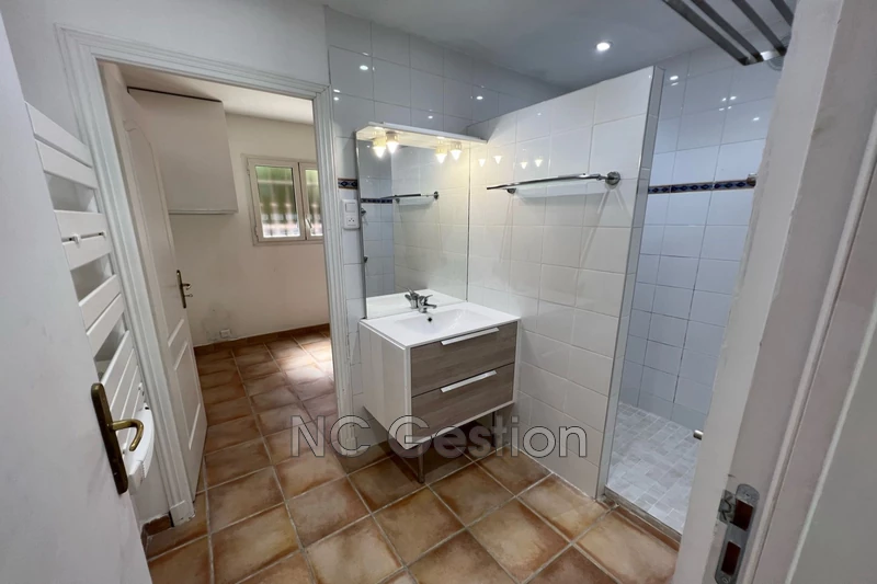 Location villa Antibes  