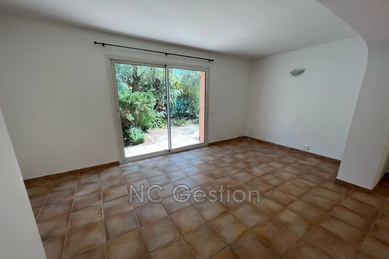 Location villa Antibes  