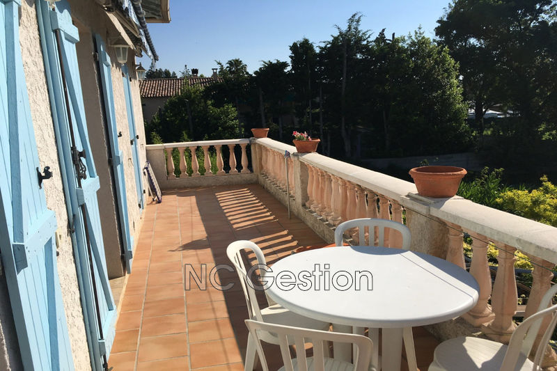 Photo Appartement Antibes Location appartement 4 pièces 103 m²