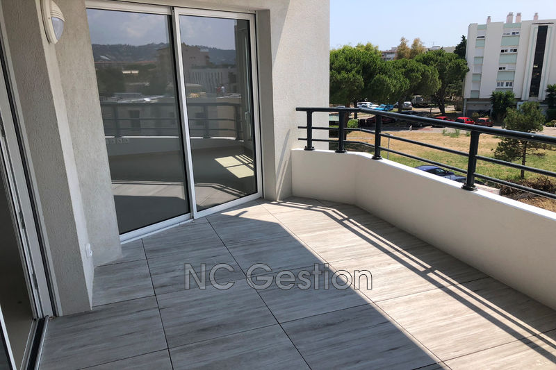 Photo Appartement Juan-les-Pins Location appartement 3 pièces 78 m²