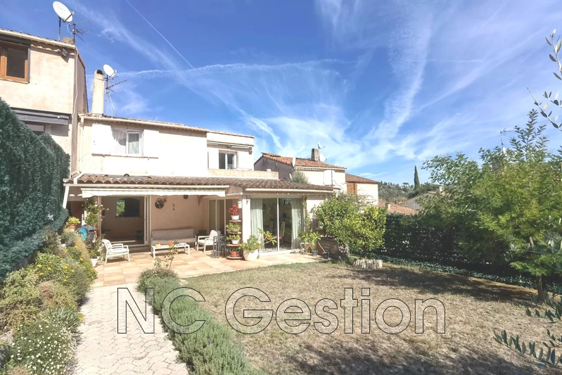 Photo Maison La Colle-sur-Loup Residentiel,   achat maison  3 chambres   125&nbsp;m&sup2;