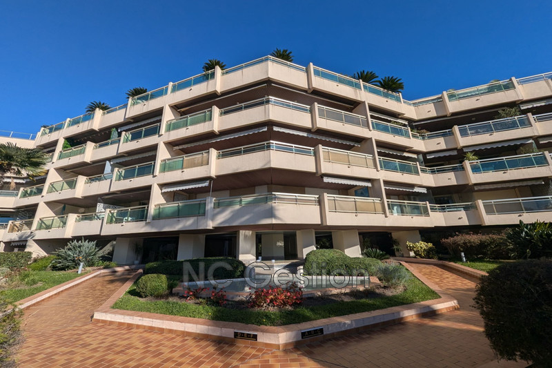 appartement  studio  Golfe-Juan Centre-ville  25 m² -   