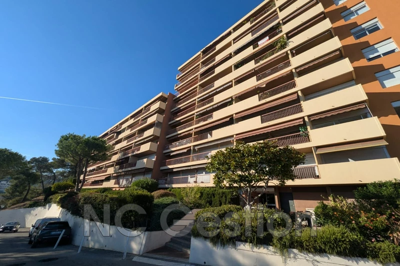 Photo Appartement Cagnes-sur-Mer Centre-ville,   achat appartement  3 pièces   85&nbsp;m&sup2;