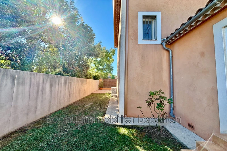 Location maison Castries  