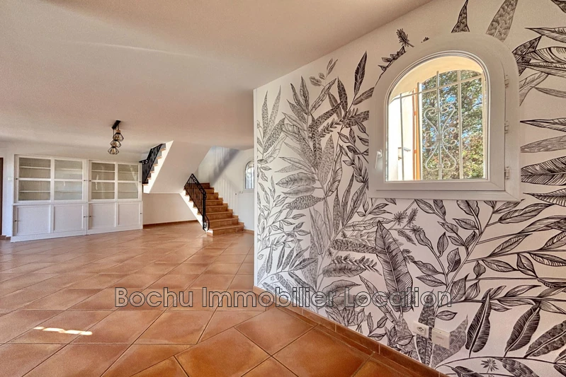 Location maison Castries  