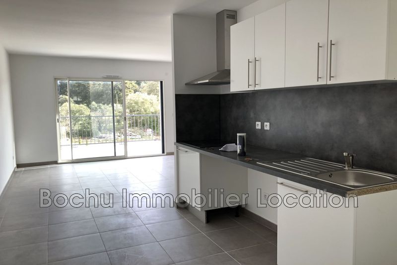 Location appartement Le Triadou  