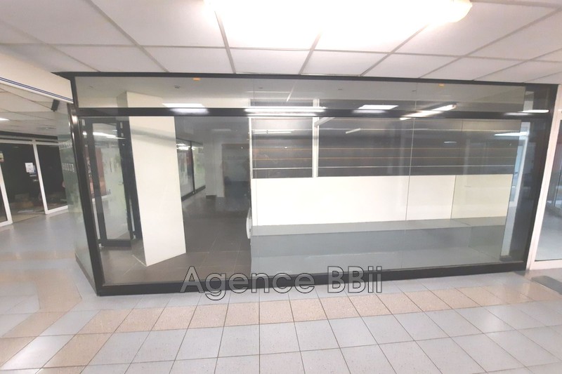 vente Vente local commercial murs local professionnel Cagnes-sur-mer Centre-ville Murs local professionnel Cagnes-sur-Mer Centre-ville, Professionnel murs local professionnel 40 m²