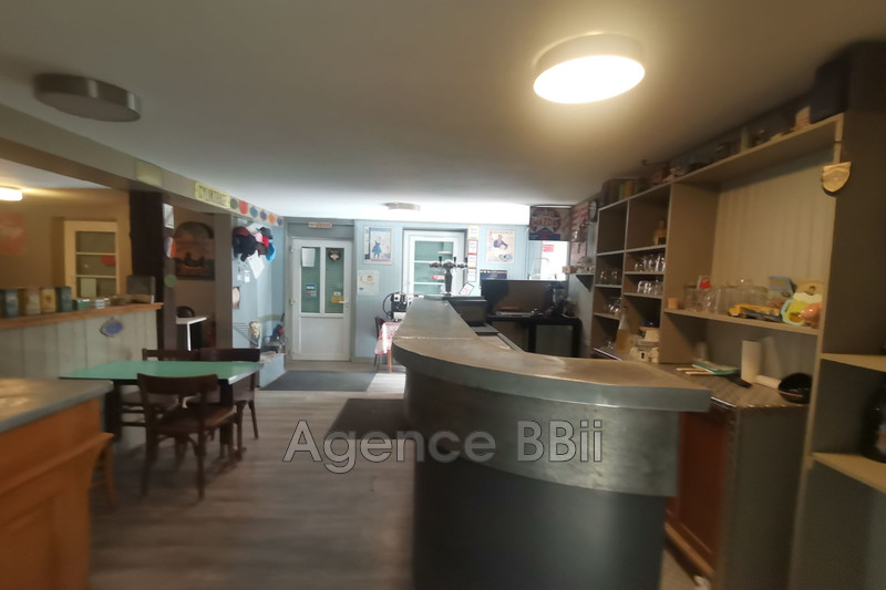 Photo Murs local professionnel Droiturier Droiturier,  Occupational murs local professionnel  