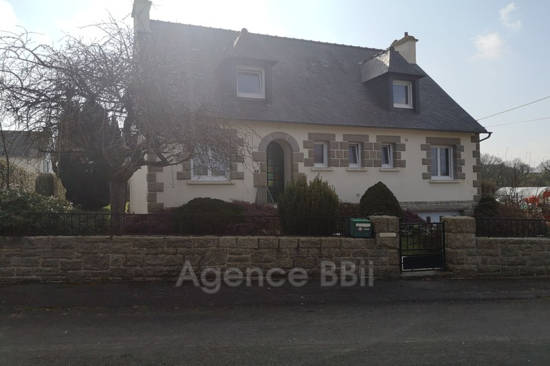 Photo House Saint-Nicolas-du-Pélem to buy house 4 bedroom 125 m²