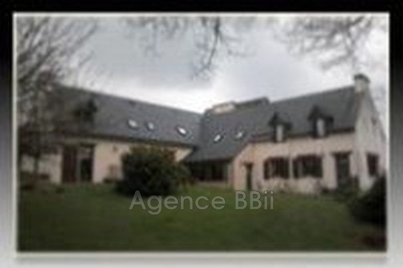 Maison d&#039;hôtes Carhaix-Plouguer Bretagne,   achat maison d&#039;hôtes  12 chambres   600&nbsp;m&sup2;