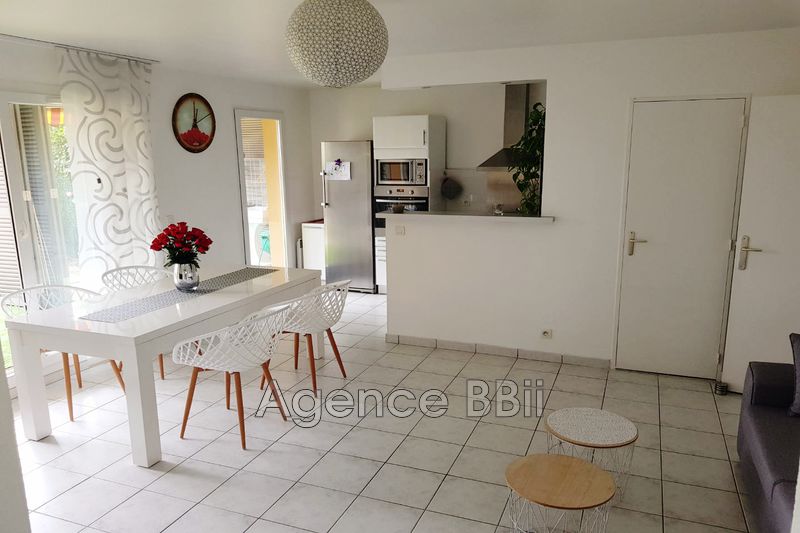 Photo Appartement Grasse Toutes commodités, achat appartement 3 pièces 61 m²