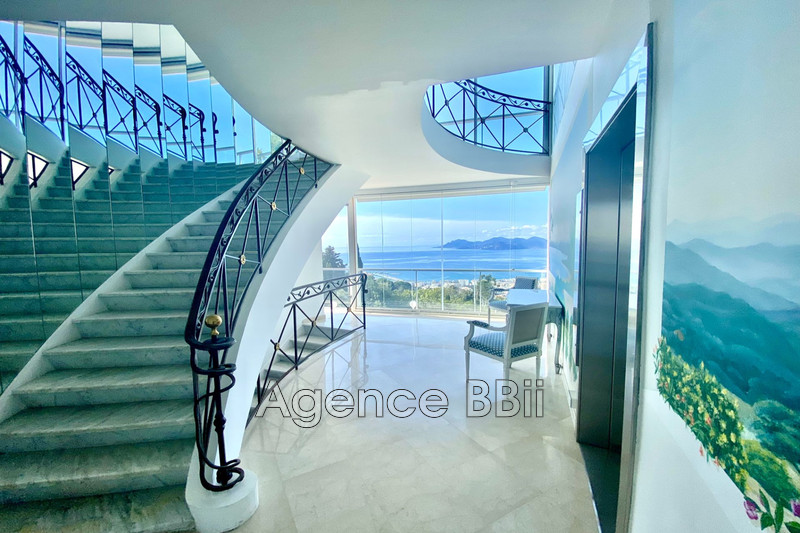 Vente villa contemporaine Cannes  