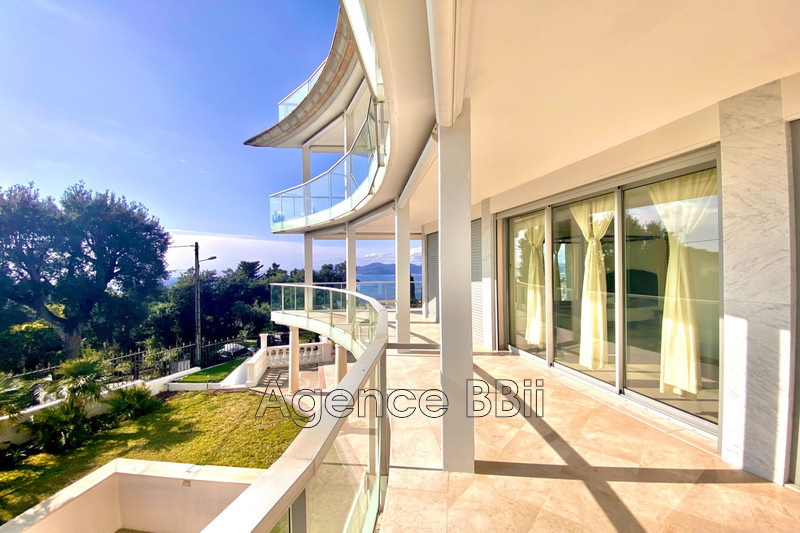 Vente villa contemporaine Cannes  