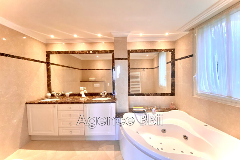 Vente villa contemporaine Cannes  
