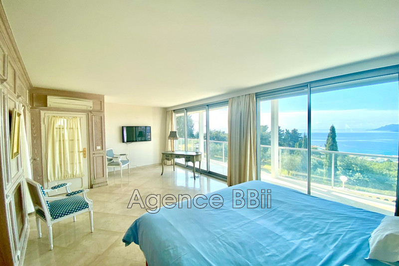 Vente villa contemporaine Cannes  
