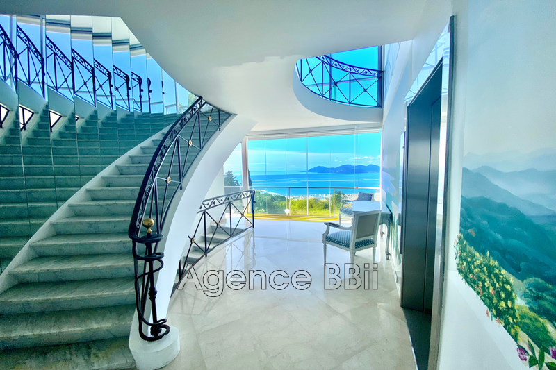 Vente villa contemporaine Cannes  