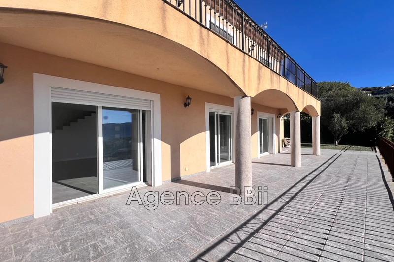 Vente villa provençale Tourrette-Levens  