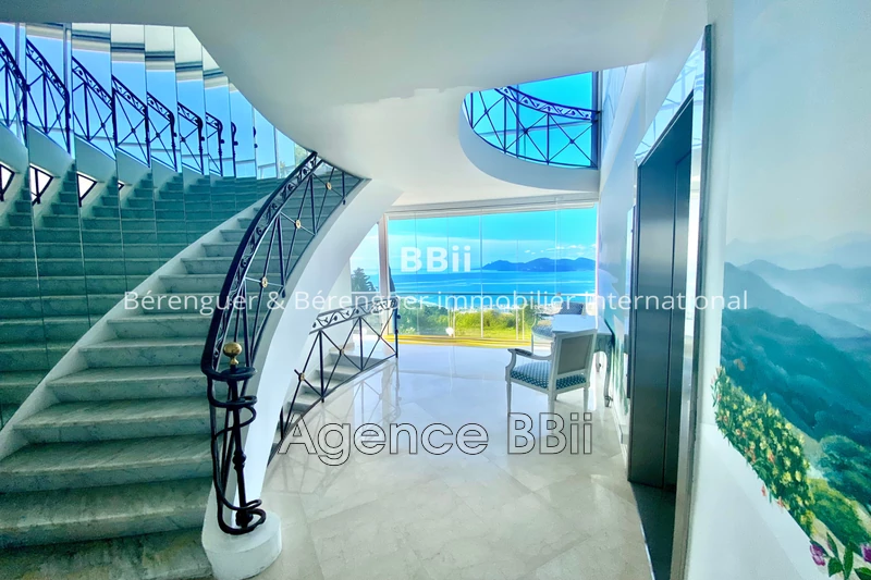 Vente villa contemporaine Cannes  